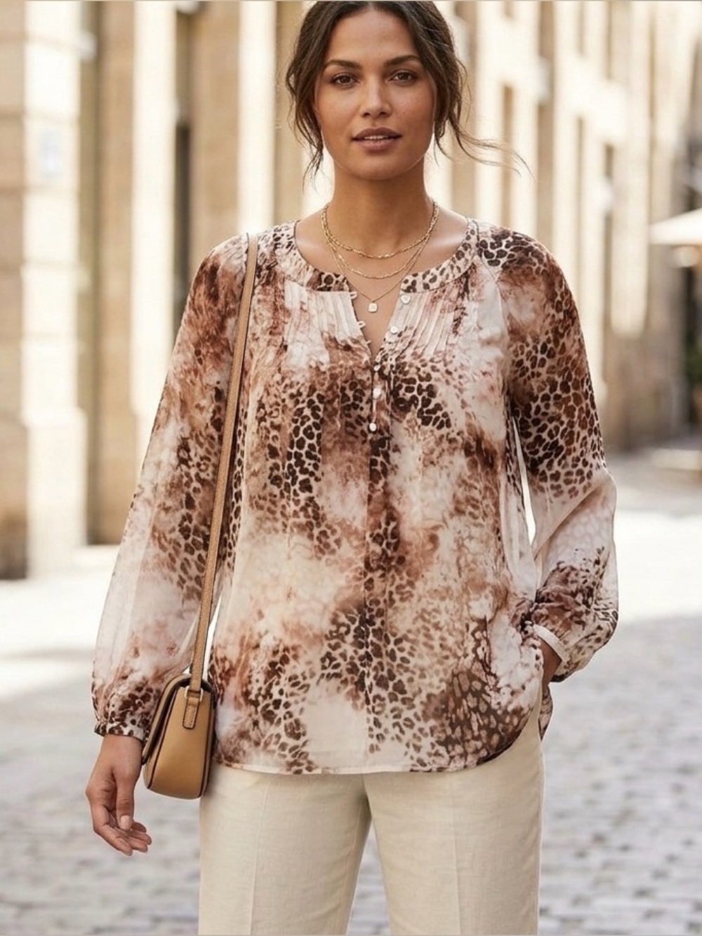 Chico's Womens Leopard Animal Print Flowy Blouse Top Sz 2 Brown 3/4 Sleeve